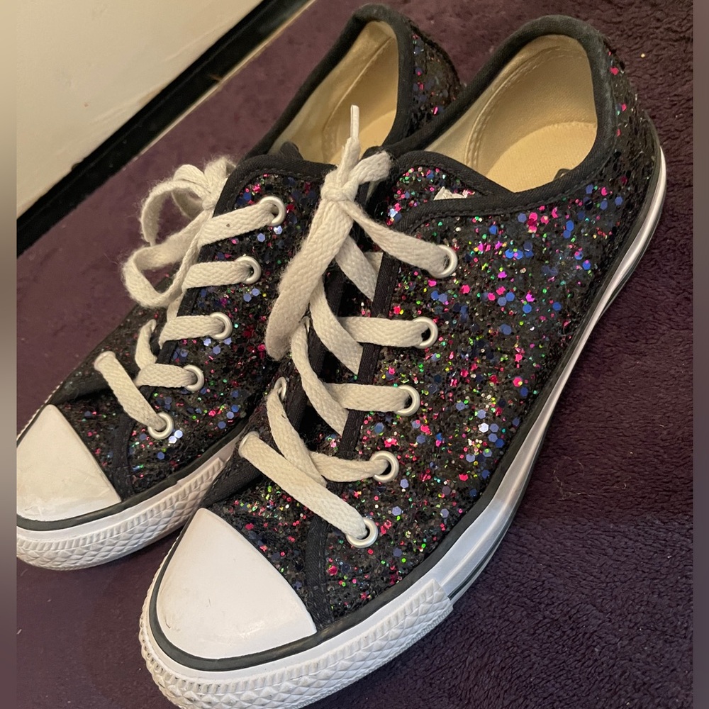 Sparkle converse size 6